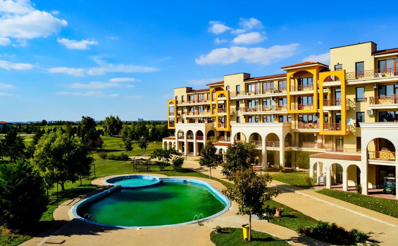 Lighthouse Golf Resort, 75 Mp2, With Balcony 巴尔奇克 外观 照片