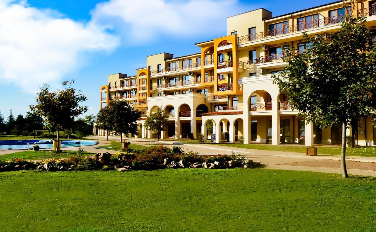 Lighthouse Golf Resort, 75 Mp2, With Balcony 巴尔奇克 外观 照片